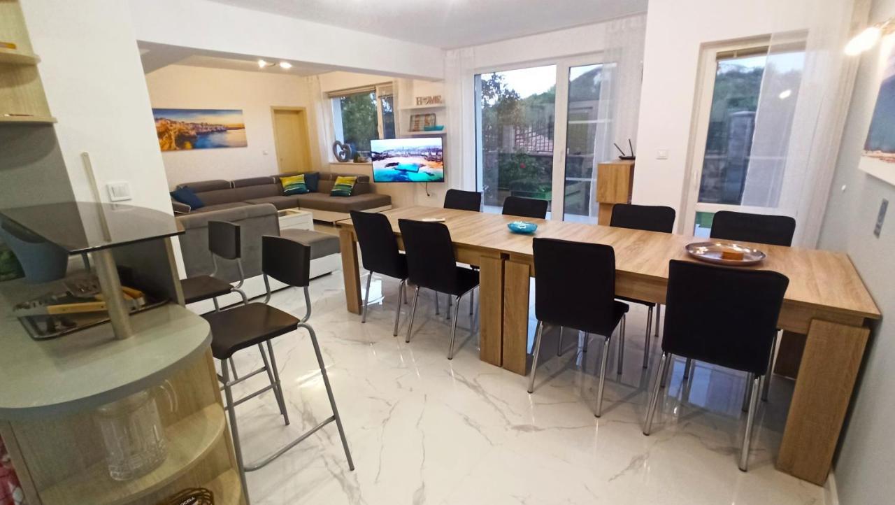 Arode Villa Ovidius Balcsik Kültér fotó
